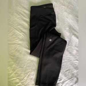 Lululemon black leggings 25”